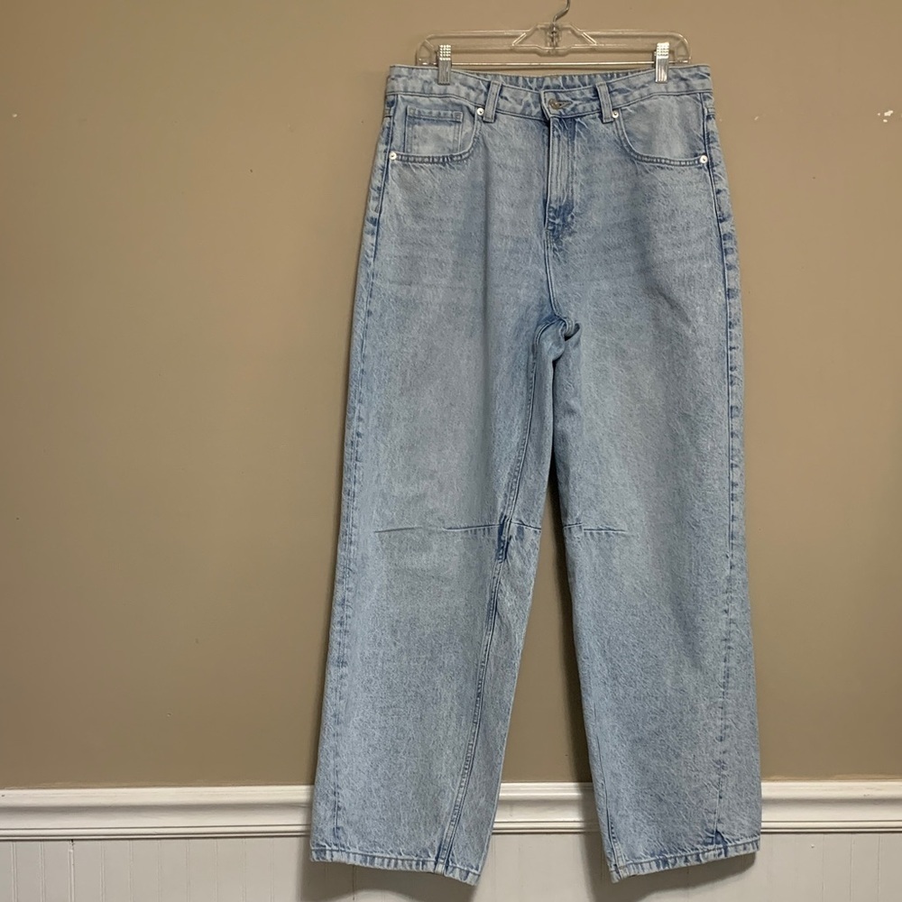 H&M Women Barrel 5-Pocket Regular High-Rise Pale Light Denim Blue SZ 8 Jeans